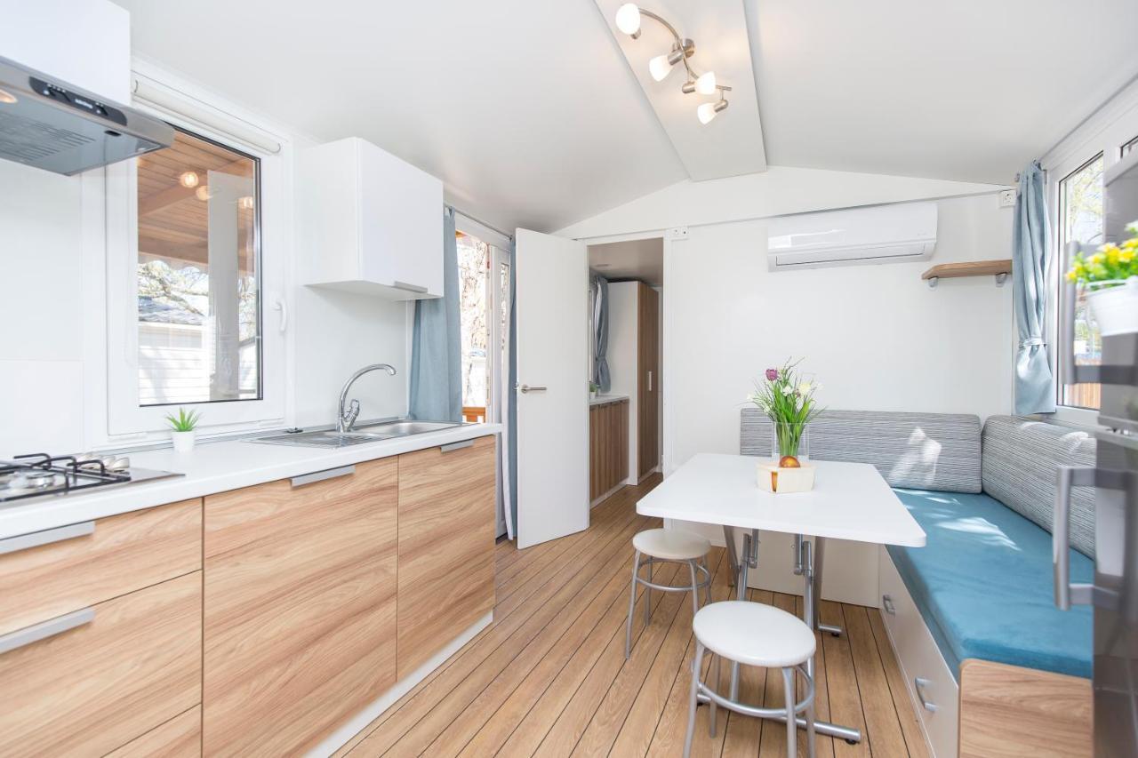 Albatross Mobile Homes On Solaris Camping Fkk-Naturist Poreč Eksteriør bilde